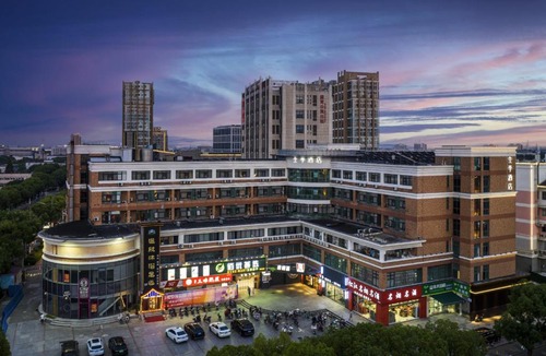 Songjiang Hotel | JI Hotel Shanghai Songjiang Wanda