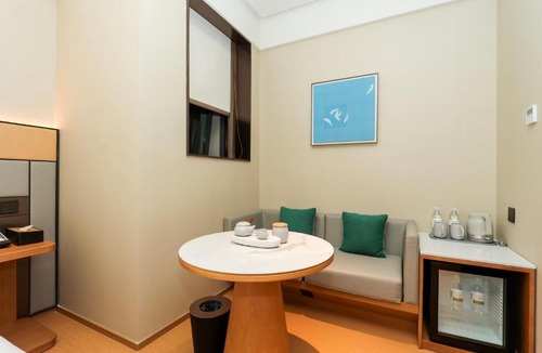 Changning Hotel | JI Hotel Shanghai Zhongshan Park