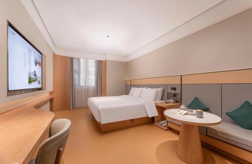 Wujiang Hotel | JI Hotel Suzhou Bay Wujiang People's Square Metro Station