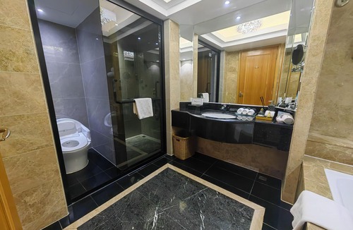 Pengjiang Hotel | Jiangmen Gladden Hotel