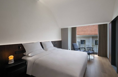 Kunshan Hotel | Jiangnan House Yangcheng Lake