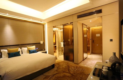 Xinjiang Uygur Hotel | Jin Jiang International Hotel Urumqi