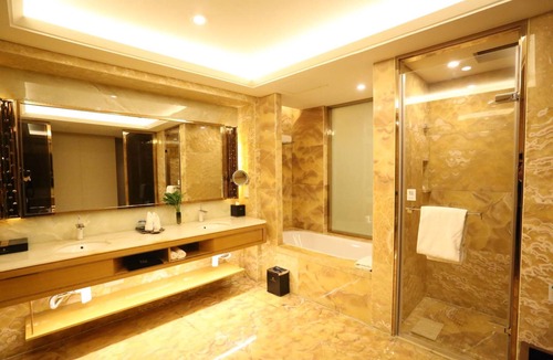 Xinjiang Uygur Hotel | Jin Jiang International Hotel Urumqi