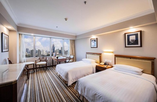 Huaihai Road Commercial Area Hotel | Jin Jiang Tower