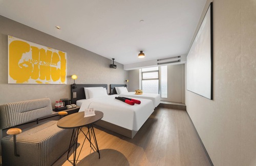 Hongqiao Hotel | Jing Xi Lian Lian Jiu Dian