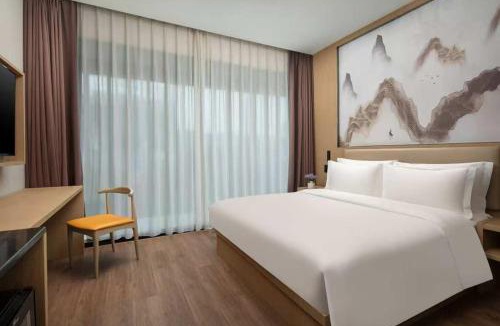 Putuo Hotel | JingLai Hotel Shanghai Meichuan Road Pedestrian Street Hypermarket Branch