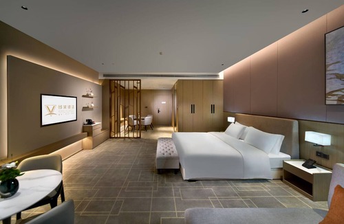Tinghu Qu Hotel | jinglaijiudianzhenxuanyanchenggaotiezhan