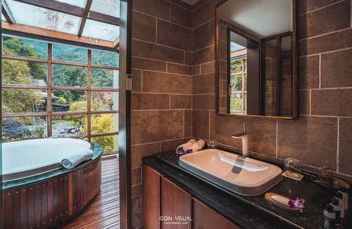 Tonglu County Hotel | Jinglu Lanshan Inn