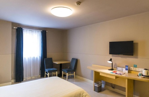 Yingzhou District Hotel | Jinjiang Inn Fuyang Yingshang Road