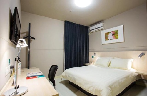 Kunshan Hotel | Jinjiang Inn Kunshan Chunhui Road