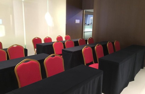 Xinzhu Hotel | Jinjiang Inn Nanning Chaoyang Square People's Park