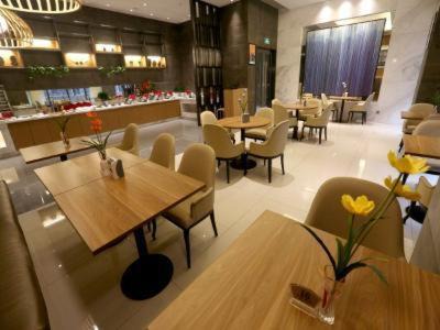Bazhou Hotel | Jinjiang Inn Select Bazhong Guangfu Street Branch