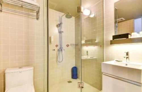 Harbin City Center Hotel | Jinjiang Inn Select Harbin Zhongyang Street Pedestrian Street Airport Bus Station
