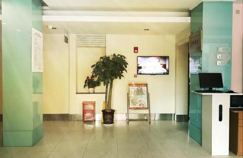 Changfeng Street Hotel | Jinjiang Inn Select Taiyuan Changfeng Street