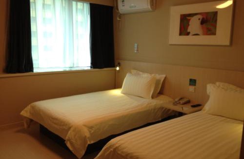 Changning Hotel | Jinjiang Inn - Shanghai Changning