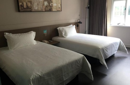 Guangling Qu Hotel | Jinjiang Inn Yangzhou Slender West Lake Dongguan Street