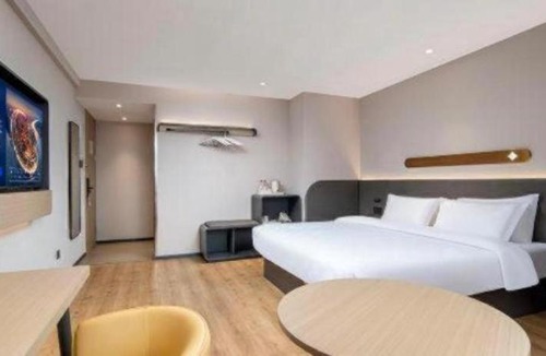 Xiangzhou District Hotel | Jinjiang Inn Zhuhai Xiangzhou Qinglv Middle Road Theater