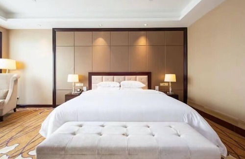 Luhe District Hotel | Jinling New Town Hotel Nanjing
