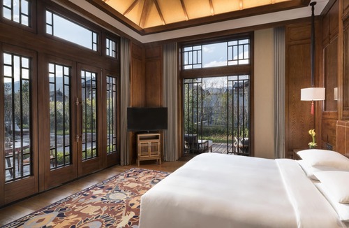Gucheng District Hotel | Jinmao Purelax Lijiang -The Unbound Collection by Hyatt