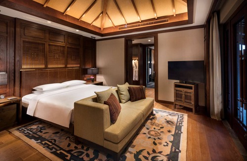 Gucheng District Hotel | Jinmao Purelax Lijiang -The Unbound Collection by Hyatt