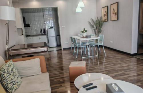 Jeifangbei Central Business District Apartment | Jinxin Hua Ting