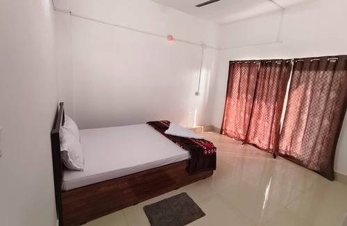 Sualkuchi Hotel | Jironi Residency In