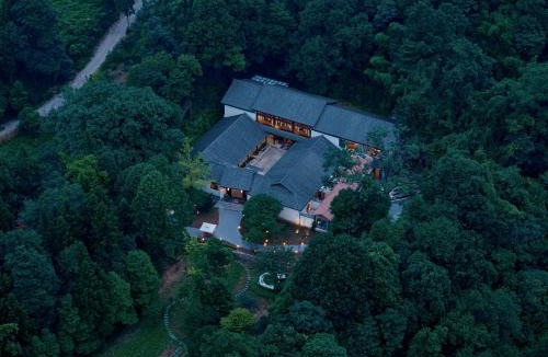 Shuimo Hotel | Jishang Qingcheng Mt Villa
