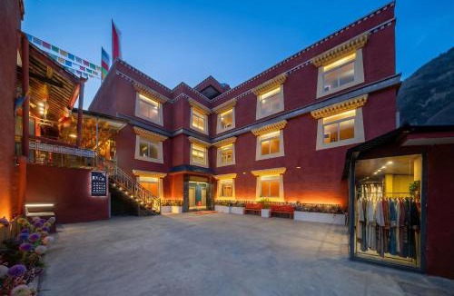 Jiuzhaigou Apartment | Jiuzhaigou Bi Boutique B&B-Your home away from home