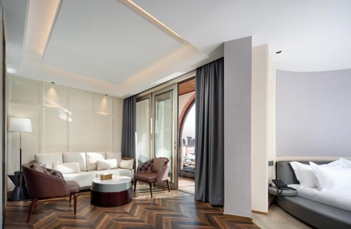 Panlong Hotel | Join Hands Bless Hotel