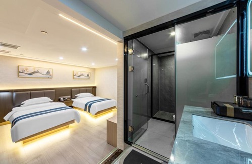 Yuexiu Hotel | JOYINN HOTEL Guangzhou Zoo Shaheding Metro Branch & Guangzhou Beijing Road Pedestrian Street & Canton Fair Nearby 桔迎酒店-广州动物园沙河顶地铁站店