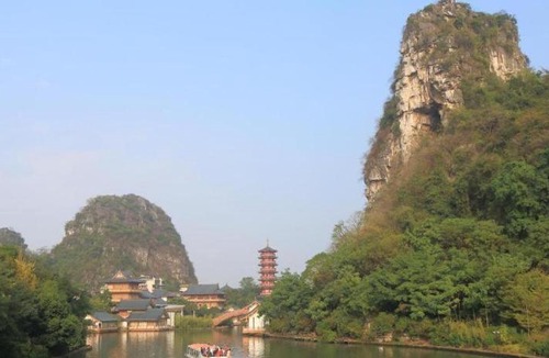 Diecai Hotel | JTOUR Inn Guilin Two Rivers and Four Lakes Walmart