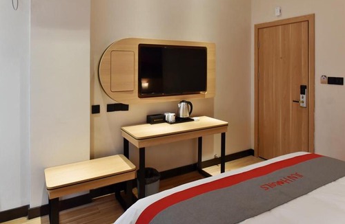 Emeishan Hotel | JUN Hotels Sichuan Emeishan Suishan Town Yanbei South Road