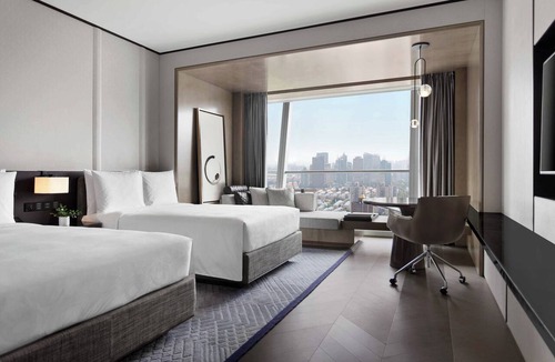 Lujiazui Hotel | JW Marriott Marquis Hotel Shanghai Pudong