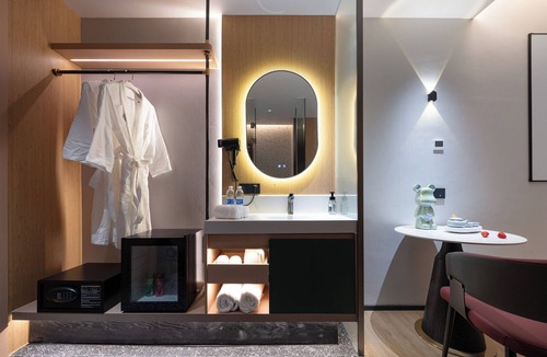 Liwan Hotel | Kainuo Garden Aesthetic Design Hotel - Guangzhou Yuexiu Beijing Road, International Clothing City Trade Centre Store