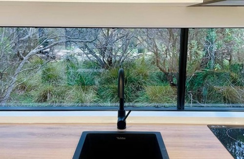 Island Beach House | Kangaroo Island Seaside Nature Retreat ‘Melaleuca’