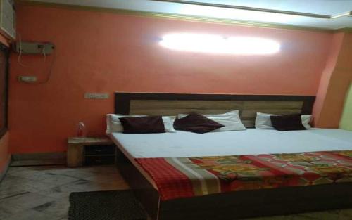 Varanasi Hotel | Kashi Dev Guest House