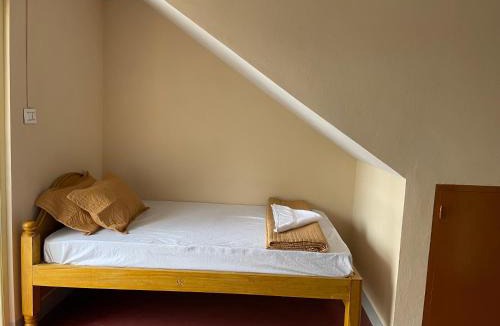 Shillong House | Keeon Private Room Back