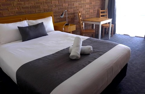 Kerang Hotel | Kerang Motel