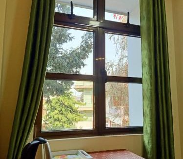 Laitumkhrah Bed & Breakfast | Khriang Khongwir Homestay