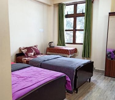 Laitumkhrah Bed & Breakfast | Khriang Khongwir Homestay
