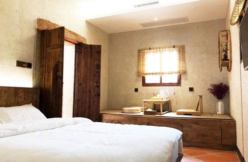Siming Bed & Breakfast | Kinmen redbrick houses across Hope