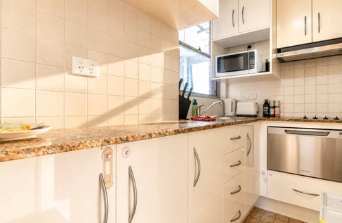 Kirribilli Apartment | Kirribilli Waterfront Lovely Charm 2B