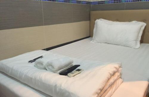 Tsim Sha Tsui Hostel | KK Hotel - Hostel - 24 hrs Reception in Flat C2 , Tsim Sha Tsui Building, 83-97 Nathan Road, Tsim Sha Tsui, Kowloon