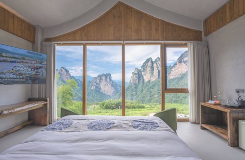 Wulingyuan Bed & Breakfast | Kongjie Valley