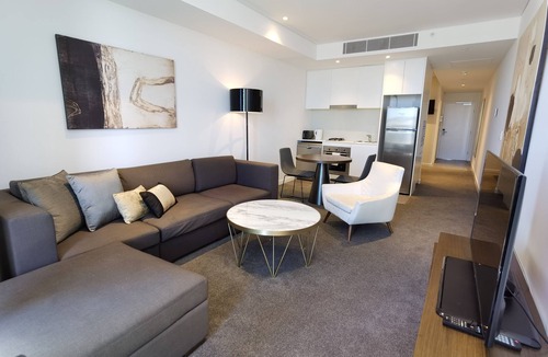 Chatswood CBD Apartment | KOZYGURU | Chatswood | Luxury Studio | Walk to Chatswood Chase