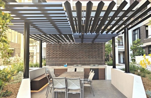 Erskineville Apartment | KozyGuru | Erskineville | Inner-City Retreat
