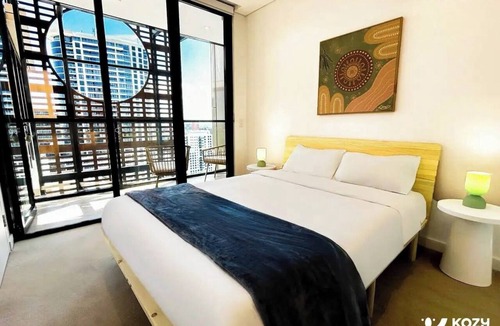 St. Leonards Apartment | KozyGuru |St Leonards | 1 Bed Best Location and View