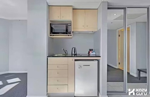 Haymarket Apartment | KozyGuru | Sydney CBD | Best Location Studio