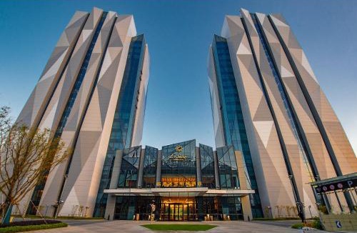 Pudong Hotel | L+Snow Supreme Hotel
