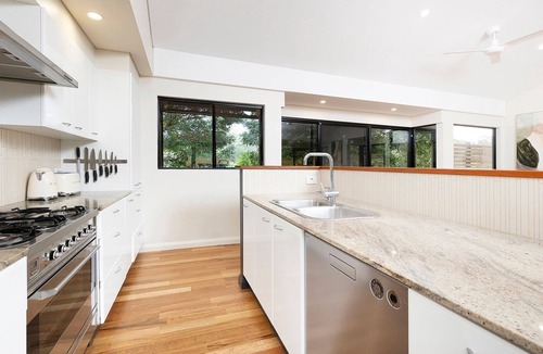 Failford House | La Dolce Villa - acerage with a pool.